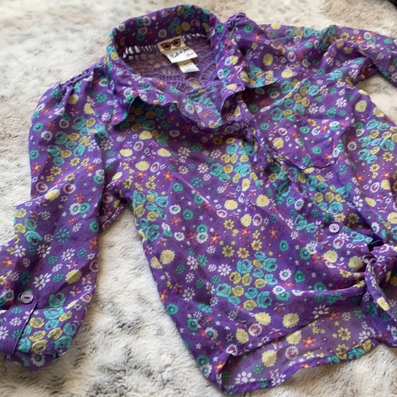 Blouse 🌼 - Picture 3 of 7